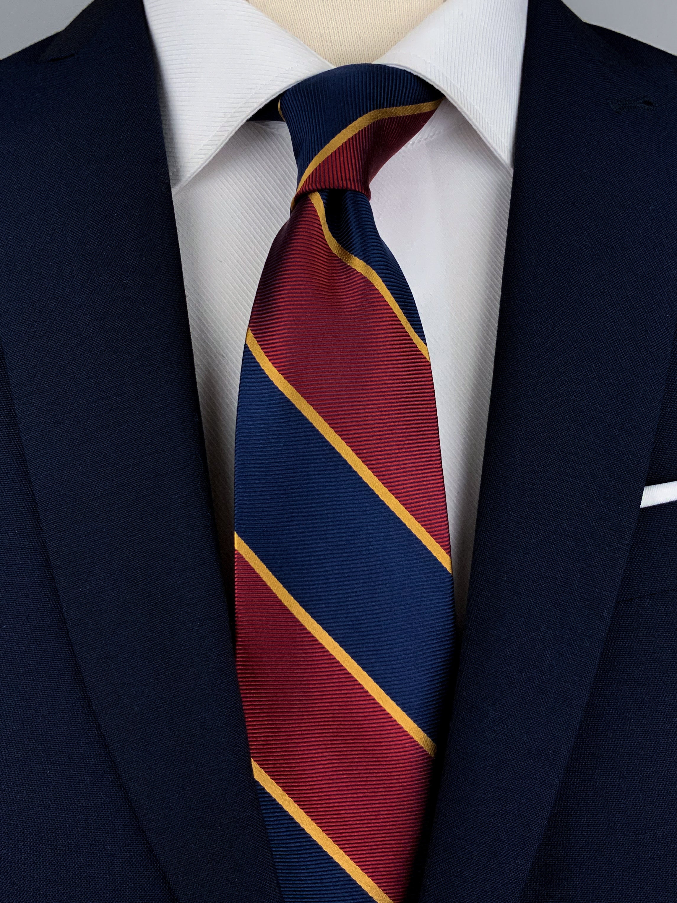 Choosing A Burgundy Tie for Navy Blue Suit